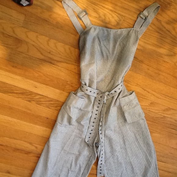 Urban Outfitters Pants - Urban Outfitters Super Cute Modern "Overall" Jumpsuit